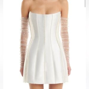 A beautiful Kayla dress by Eliya label. Worn once for a few hours.